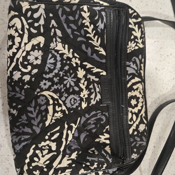 Vera Bradley Elegant Black and Cream Crossbody Bag - Picture 5 of 8